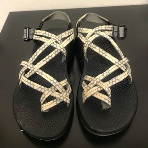 Chaco ZX/2 White Gray Light Beam Hiking Outdoor Yampa Sandals